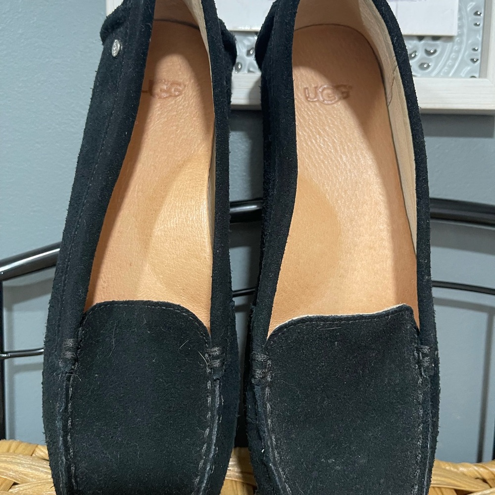 UGG Women's Classic Black Moccasins